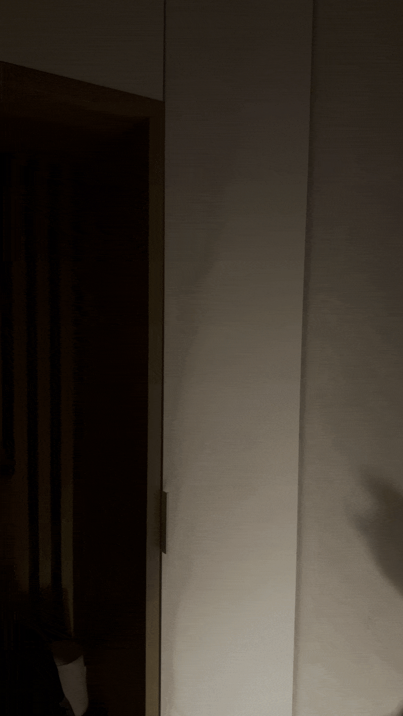 <strong>Lampa în dulap</strong>