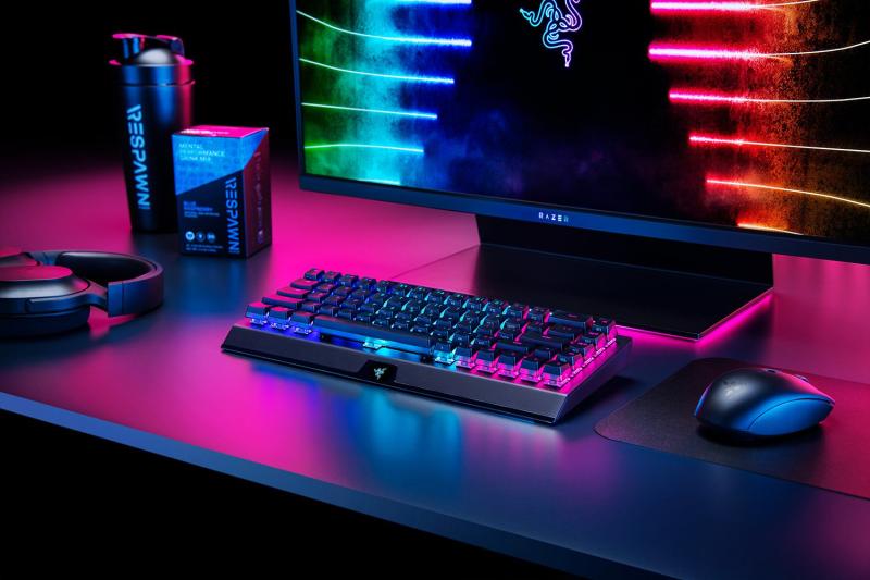 Tastatura gaming mecanica Razer BlackWidow V3 Mini, wireless HyperSpeed, format 65%, iluminare Chroma RGB, switch Razer Yellow, Negru