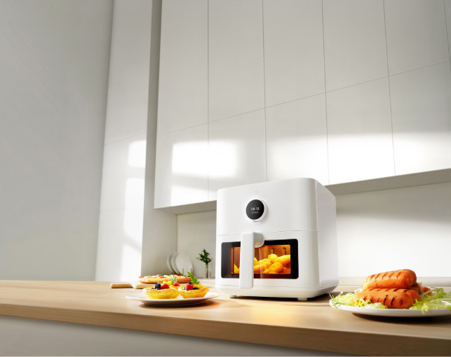 Friteuză cu Aer Cald Xiaomi Mi Smart Air Fryer, 5.5L, 1600W, Control Inteligent, Accesorii Incluse